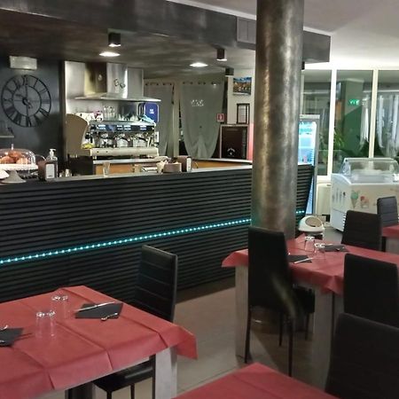 Hotel Verdina โวลเปียโน ภายนอก รูปภาพ